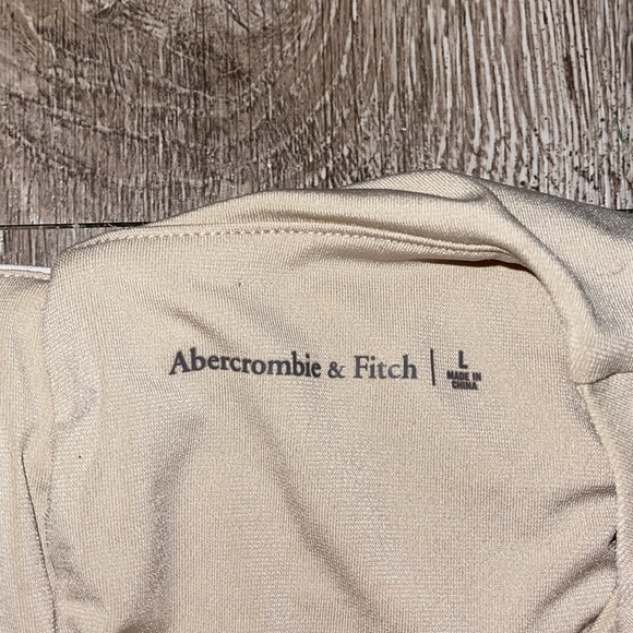 Abercrombie and fitch size large Keyhole ruched mini dress cream and tan - Picture 3 of 4